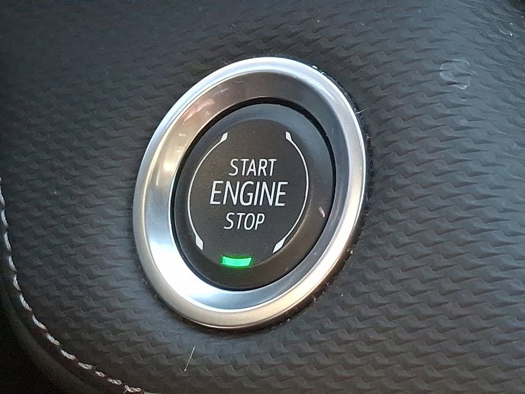 Used 2025 Chevrolet Equinox LT FWD image 18