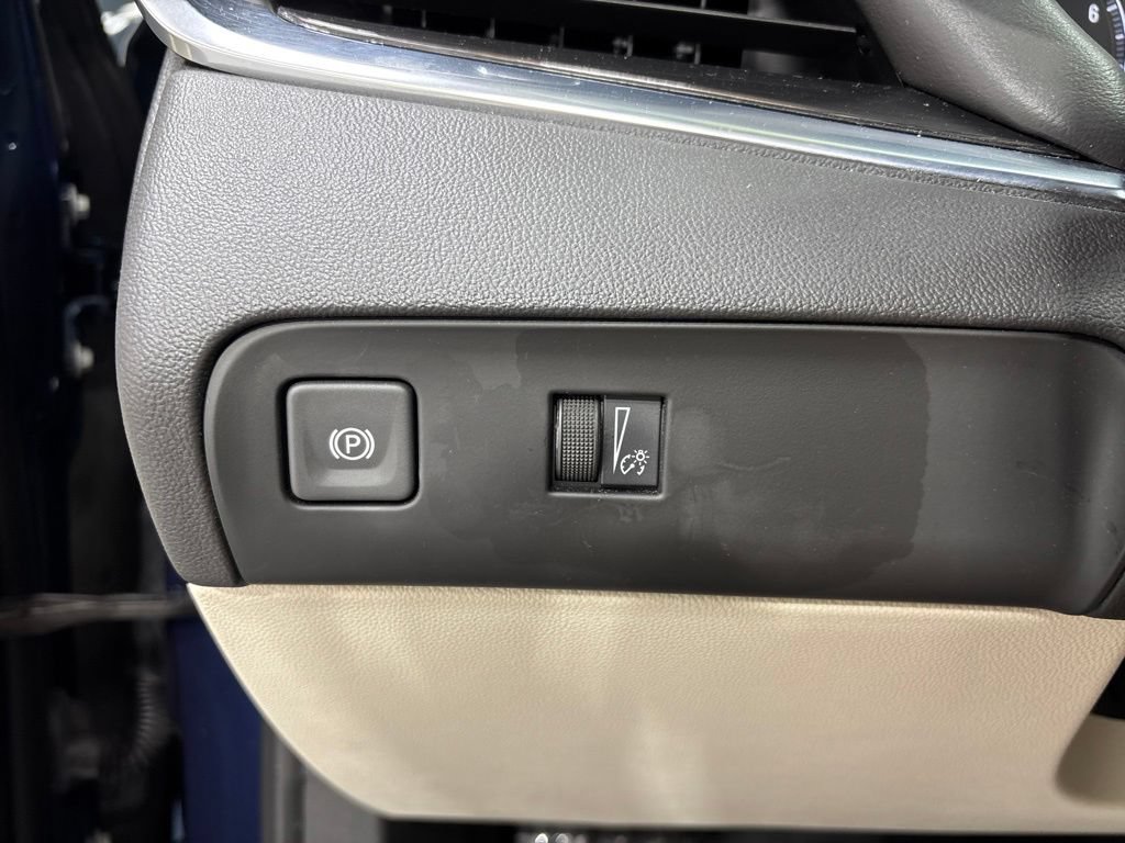 Used 2023 Buick Enclave Essence w/ Experience Buick Package AWD/4WD image 36