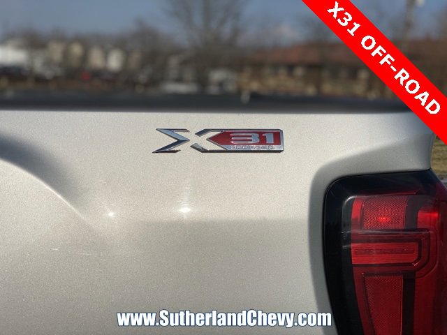 Used 2022 GMC Sierra 2500 SLE w/ X31 Off-Road Package image 15