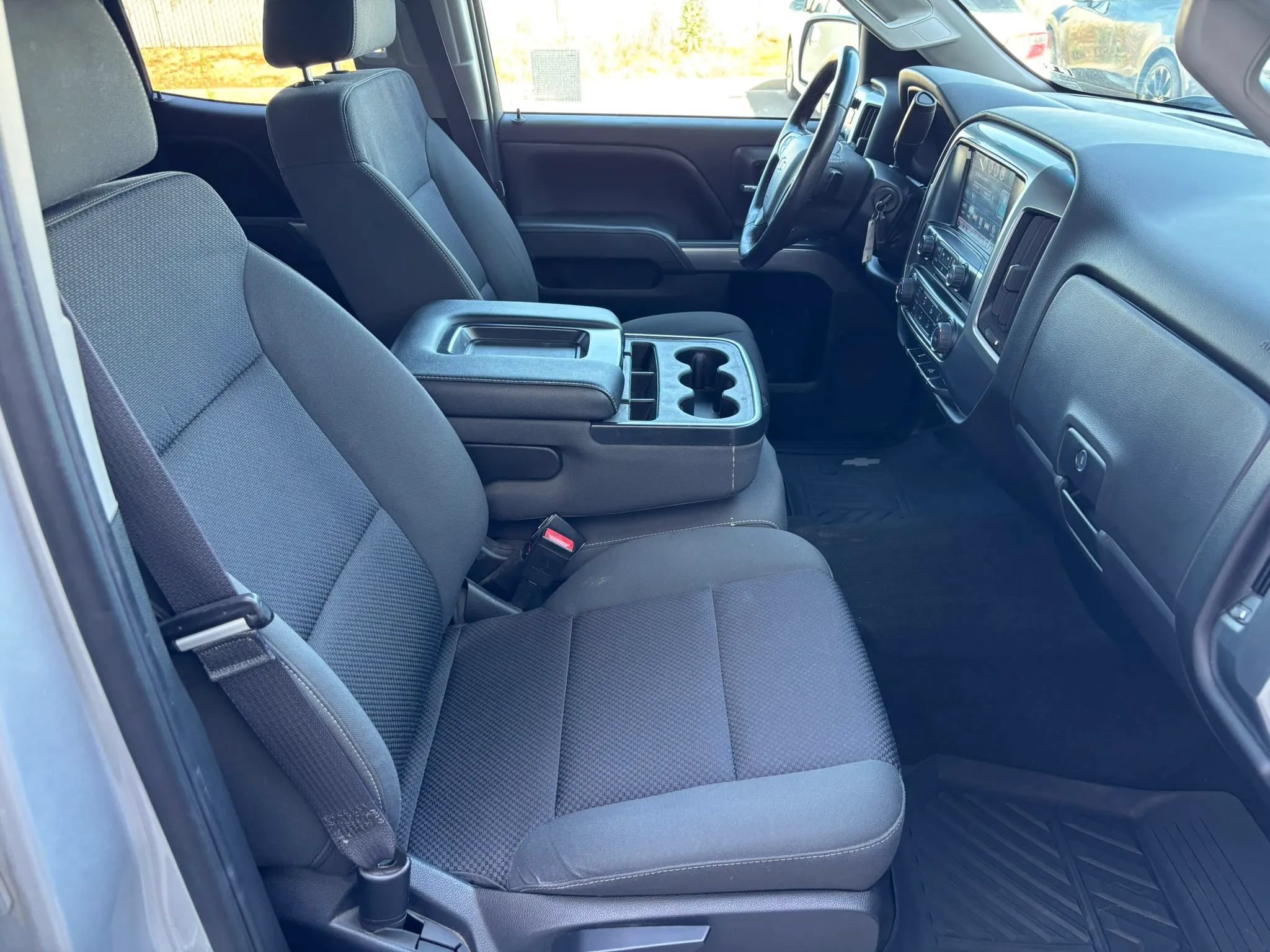 Used 2016 Chevrolet Silverado 2500 LT AWD/4WD image 12