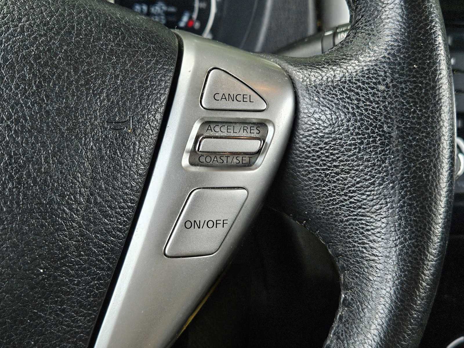 Used 2018 Nissan Versa Note SV FWD image 14