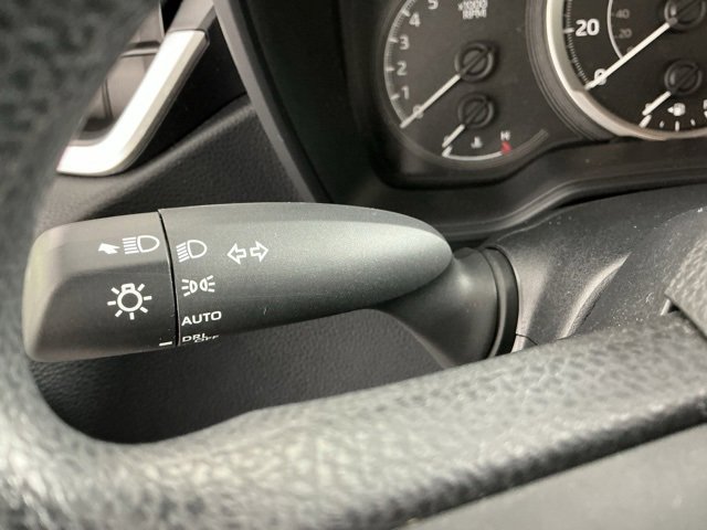 Used 2022 Toyota Corolla LE image 30