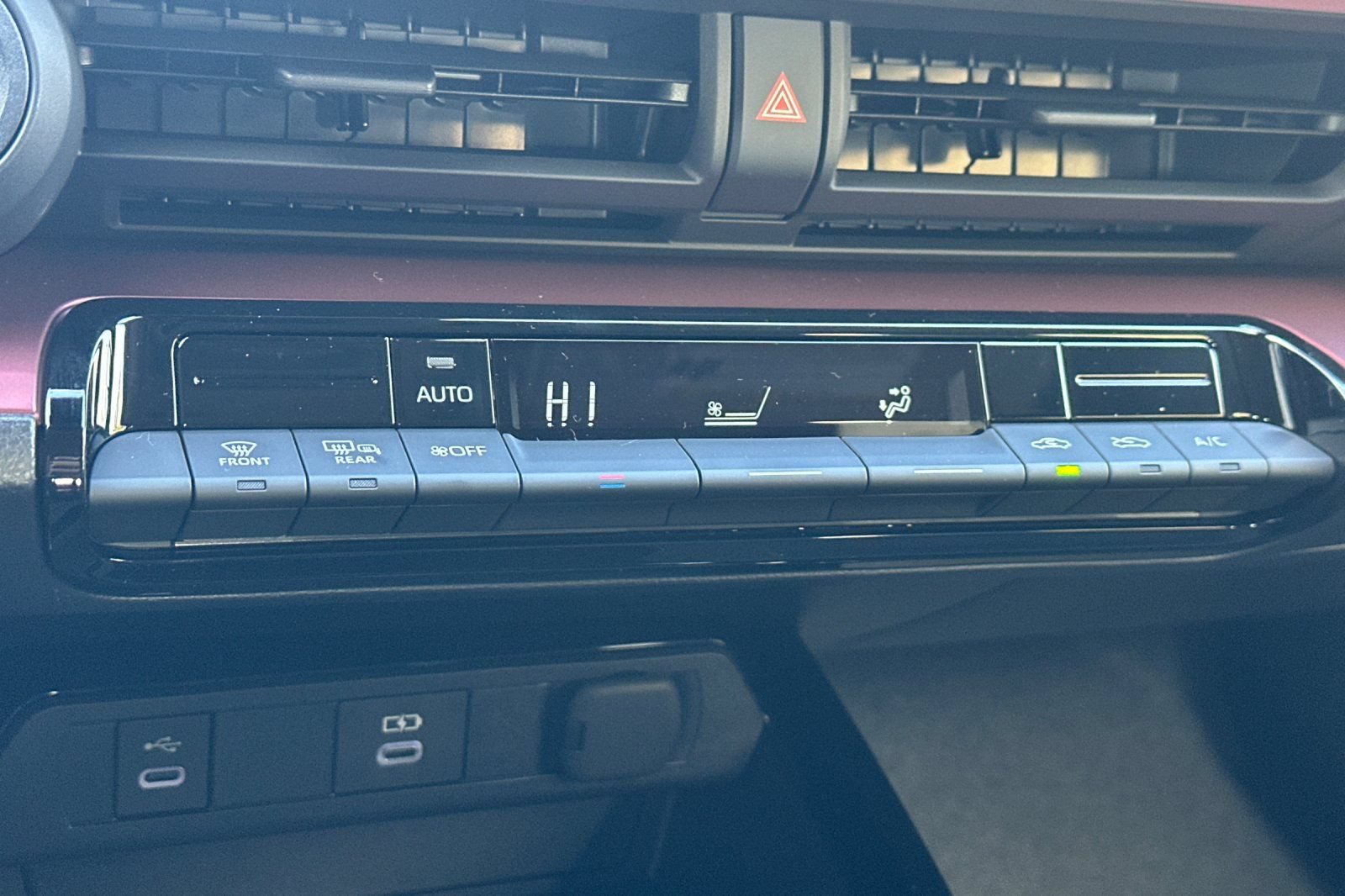 New 2026 Toyota Prius Plug-In Hybrid FWD image 22