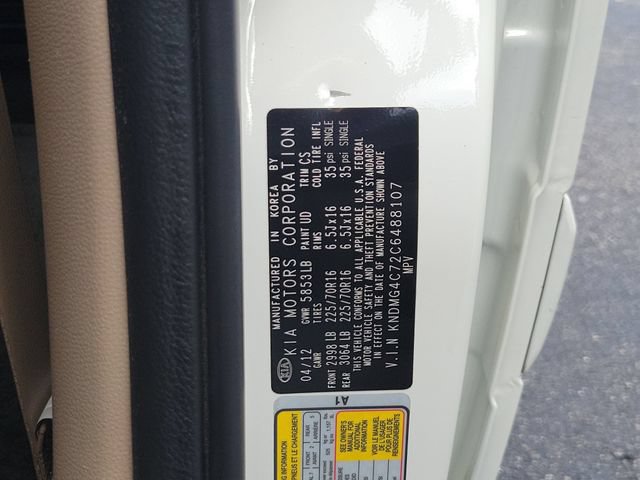 Used 2012 Kia Sedona LX FWD image 28