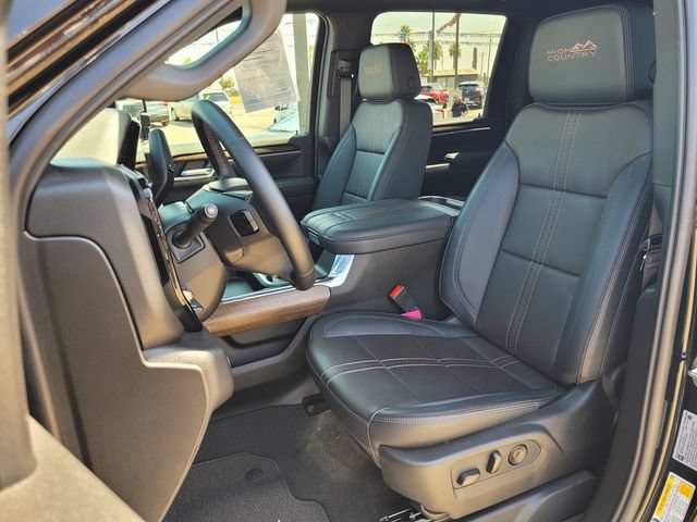 Certified 2026 Chevrolet Silverado 2500 High Country w/ Midnight Edition AWD/4WD image 16