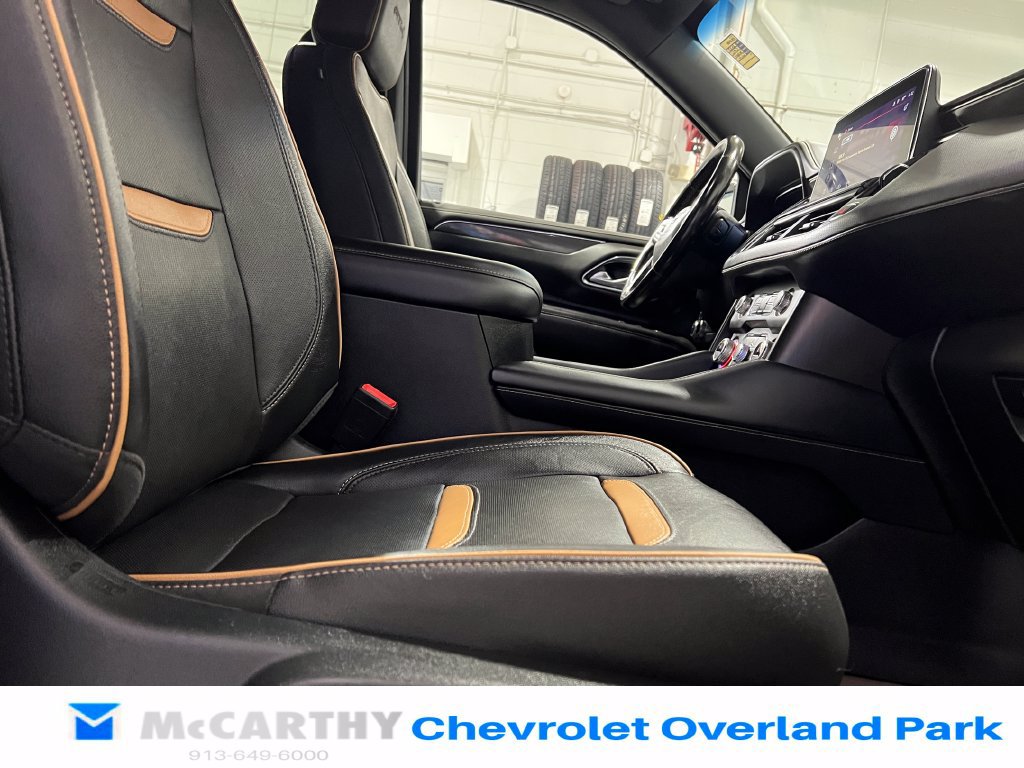 Used 2022 GMC Yukon XL AT4 AWD/4WD image 37
