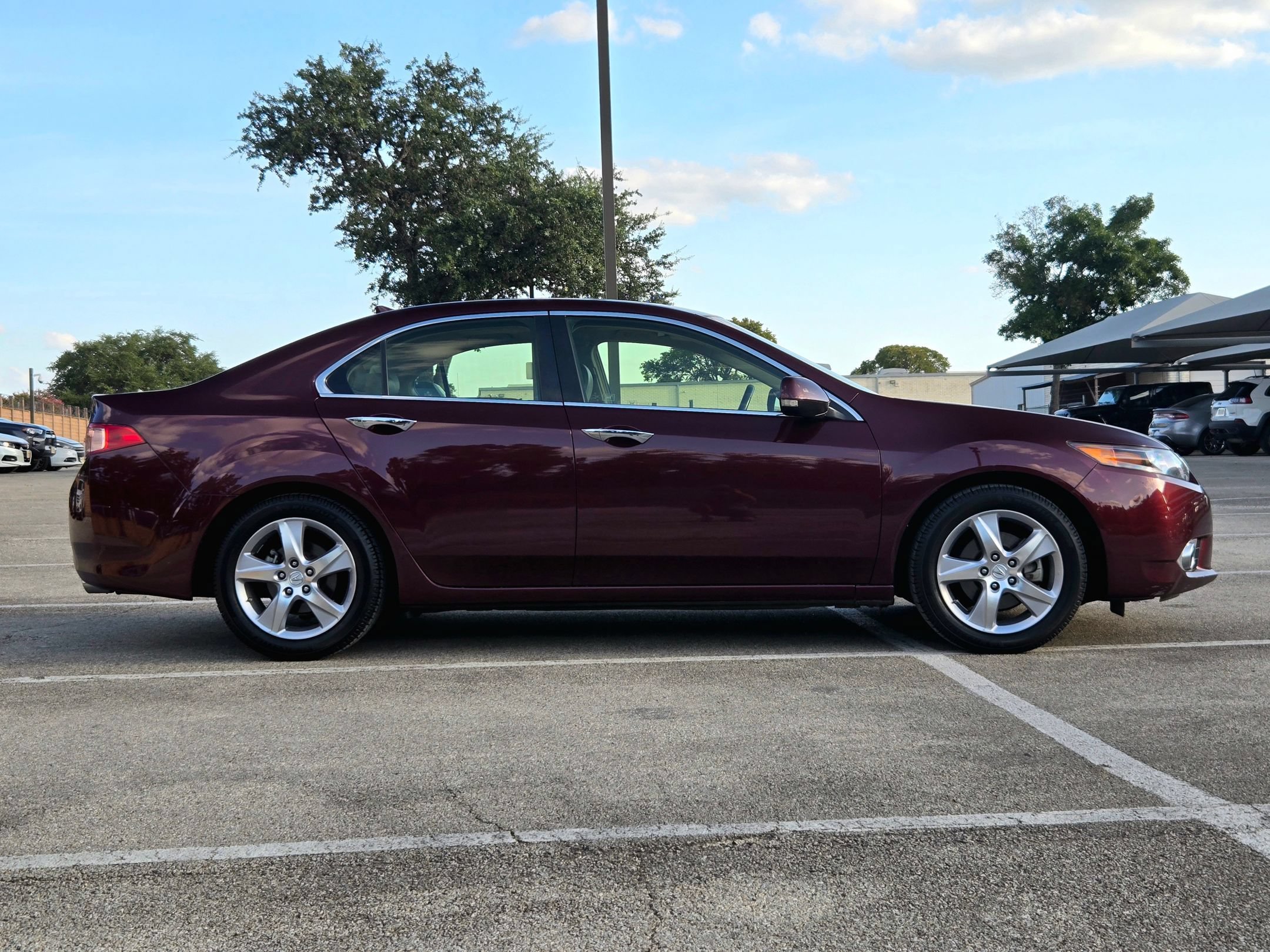 Used 2012 Acura TSX Sedan FWD image 2