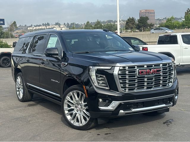 New 2026 GMC Yukon XL Denali w/ Denali Reserve Package image 1