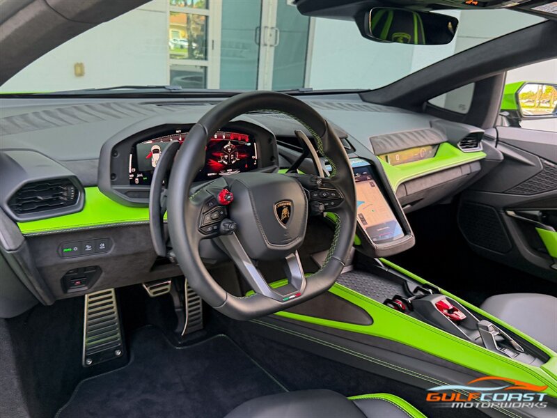 Used 2026 Lamborghini Temerario AWD/4WD image 11