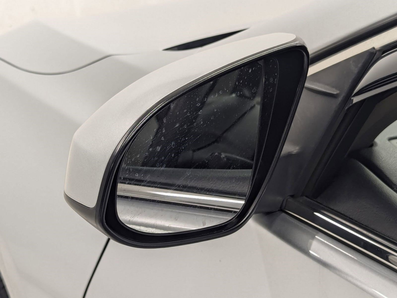 Used 2017 Toyota Camry LE image 27