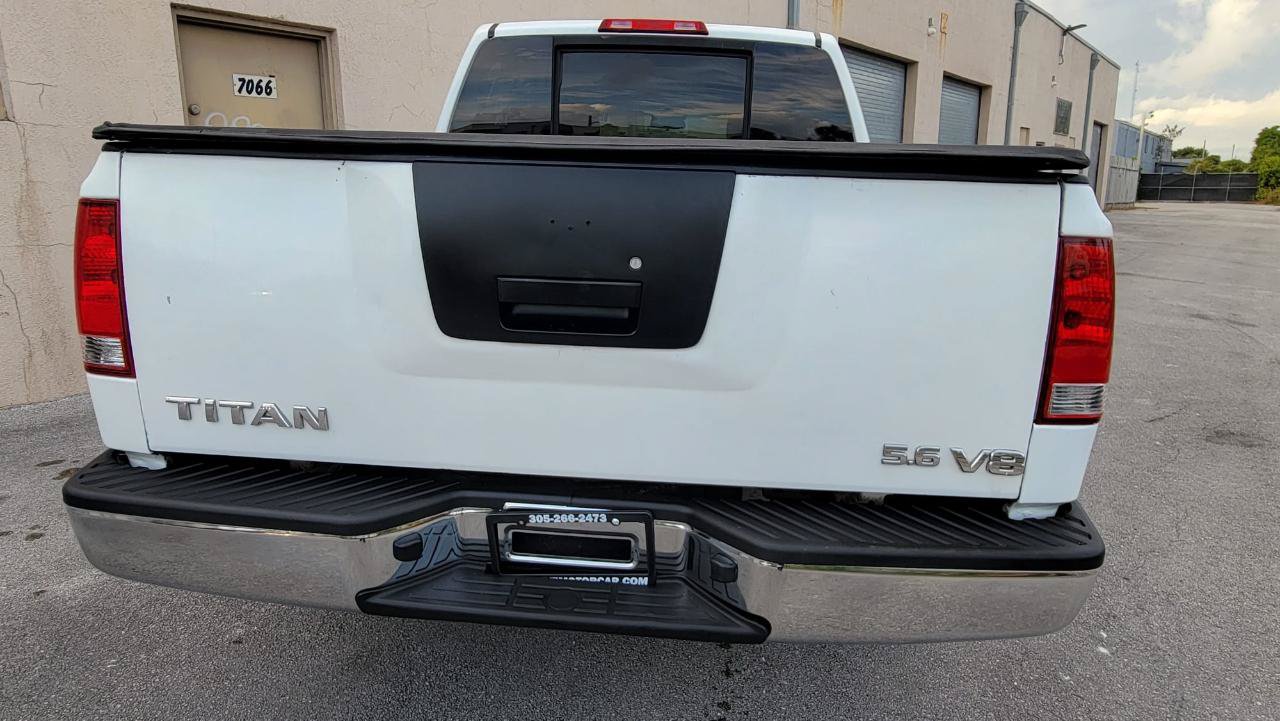 Used 2007 Nissan Titan SE RWD image 2