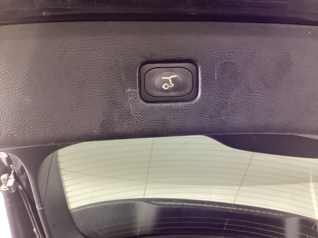 Used 2023 Ford Edge SEL w/ Convenience Package image 31