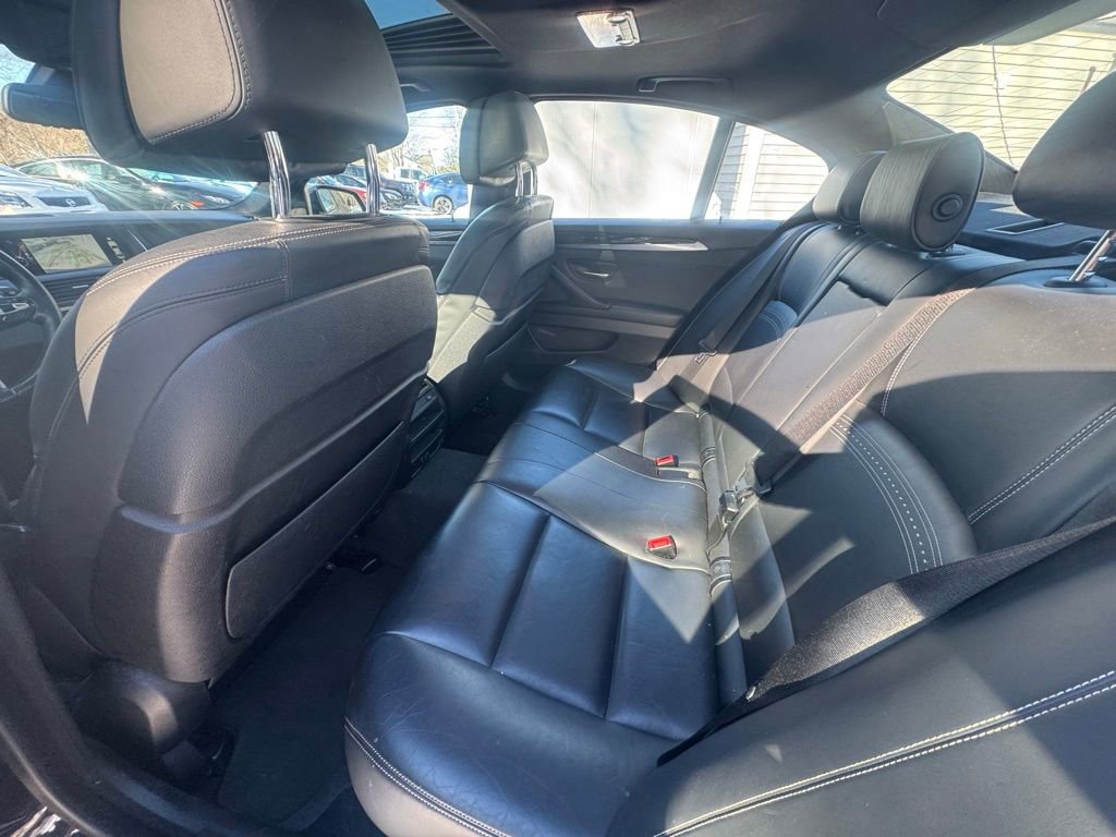 Used 2015 BMW 535i xDrive Sedan image 28