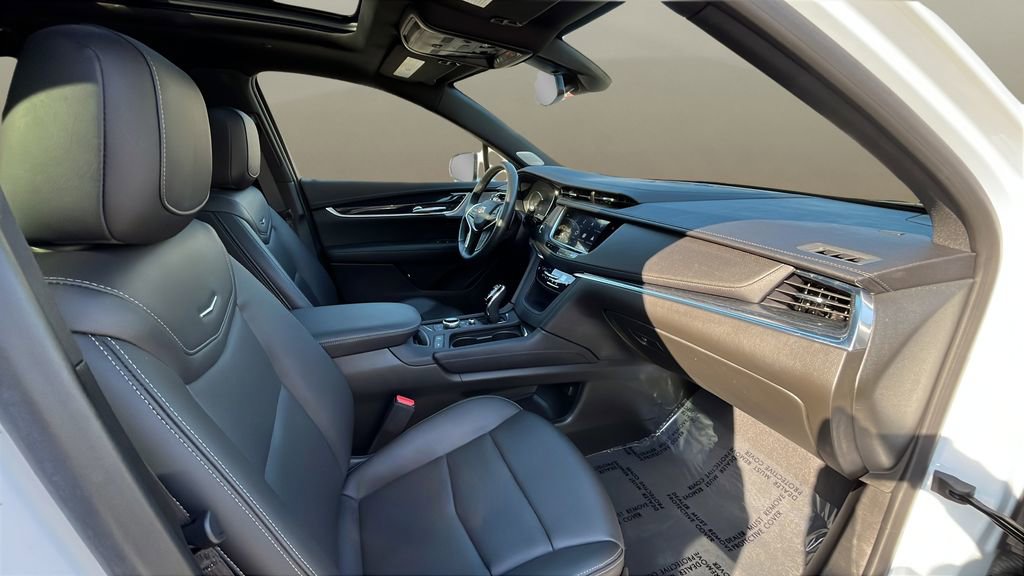 Certified 2024 Cadillac XT5 Premium Luxury image 10