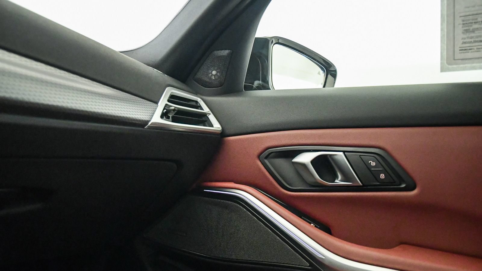 Used 2025 BMW M340i RWD image 25