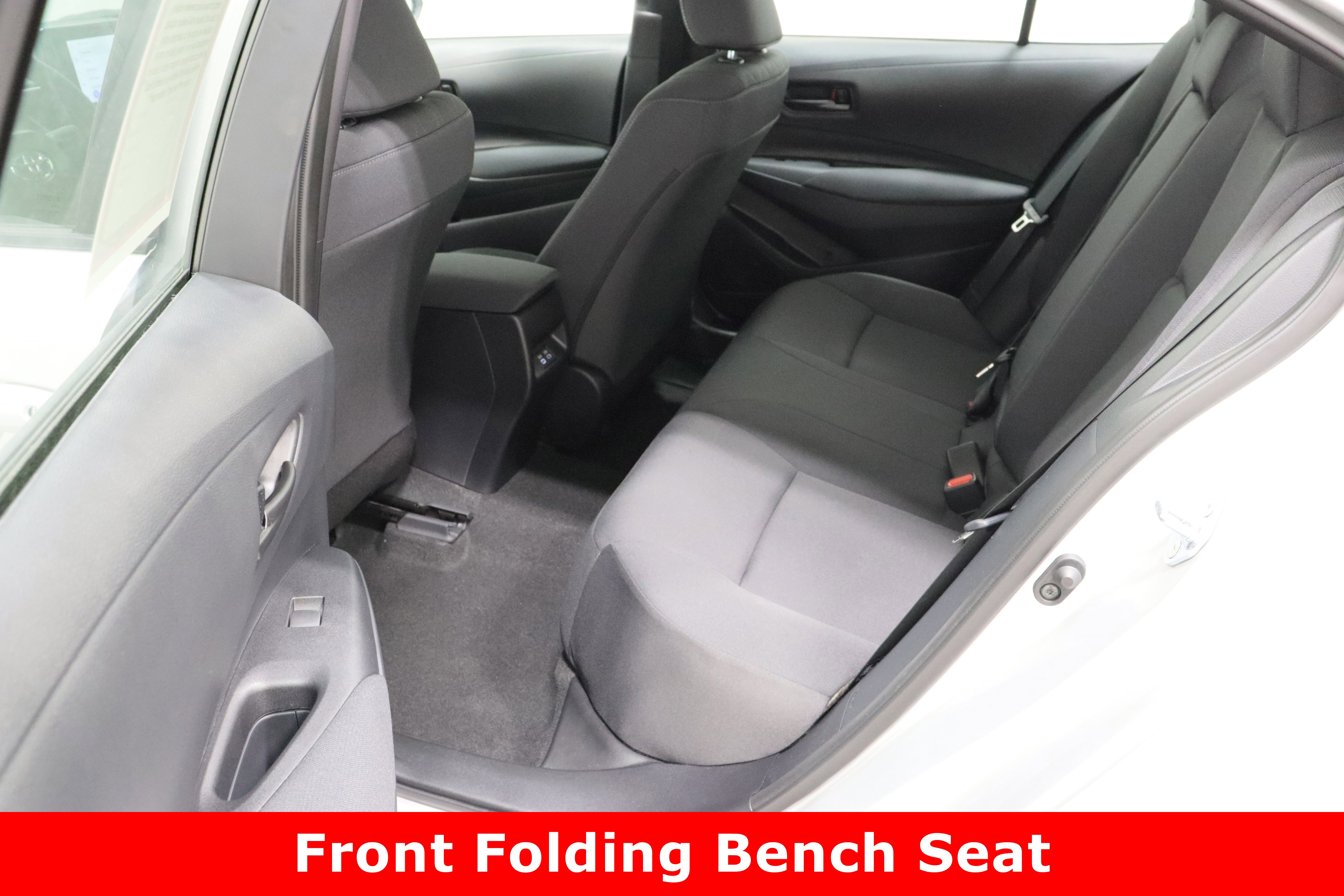 Used 2025 Toyota Corolla LE image 25