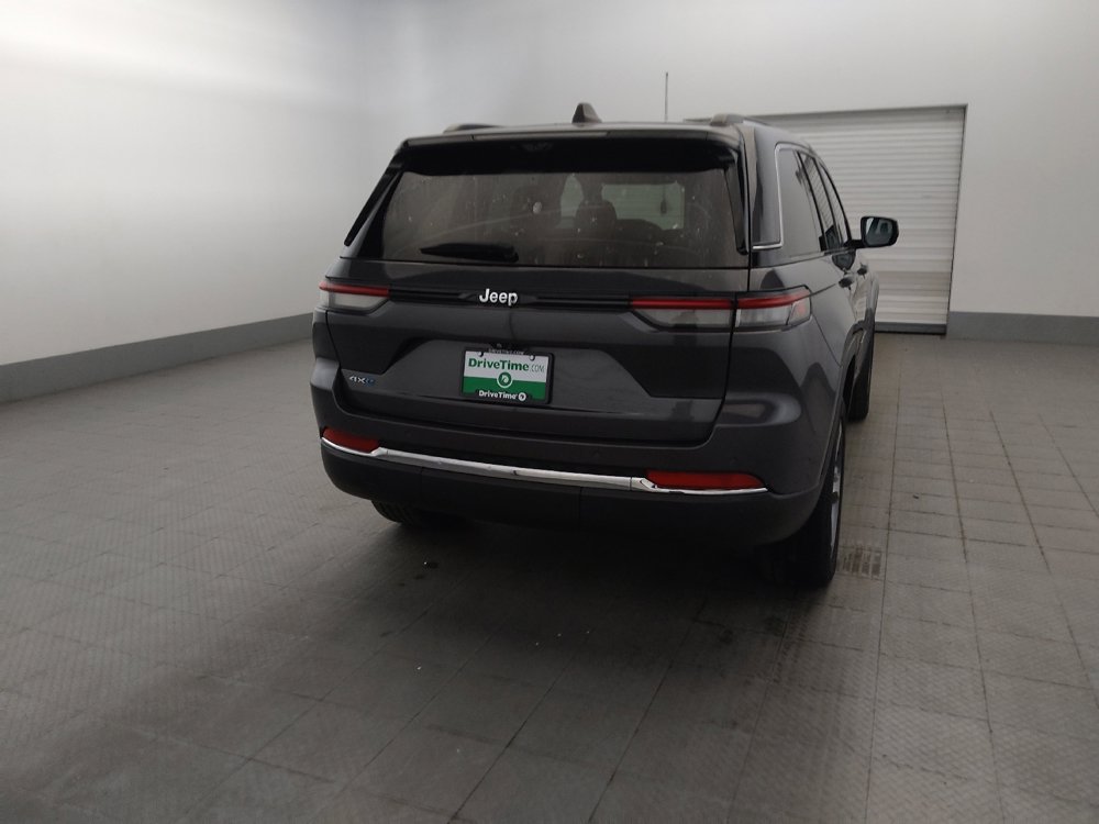 Used 2022 Jeep Grand Cherokee Limited 4xe w/ Luxury Tech Group II AWD/4WD image 7