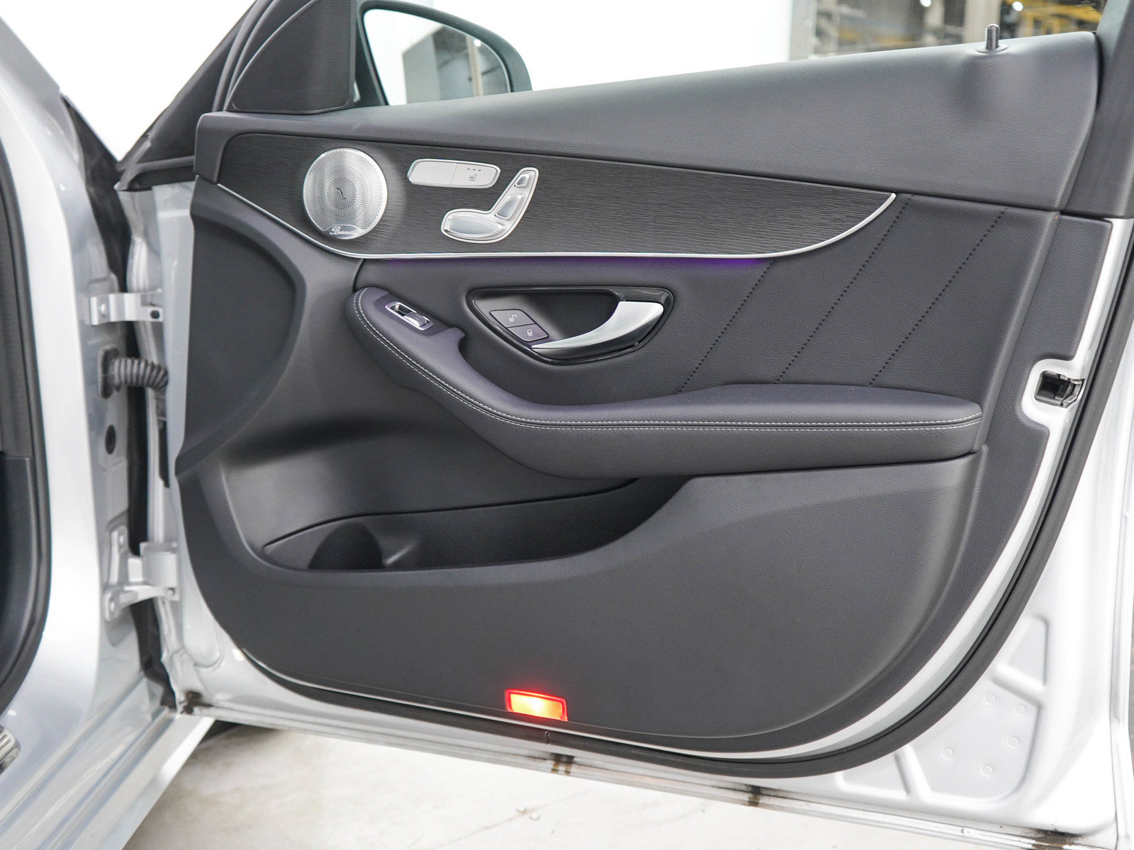 Used 2021 Mercedes-Benz C 300 4MATIC Sedan image 9