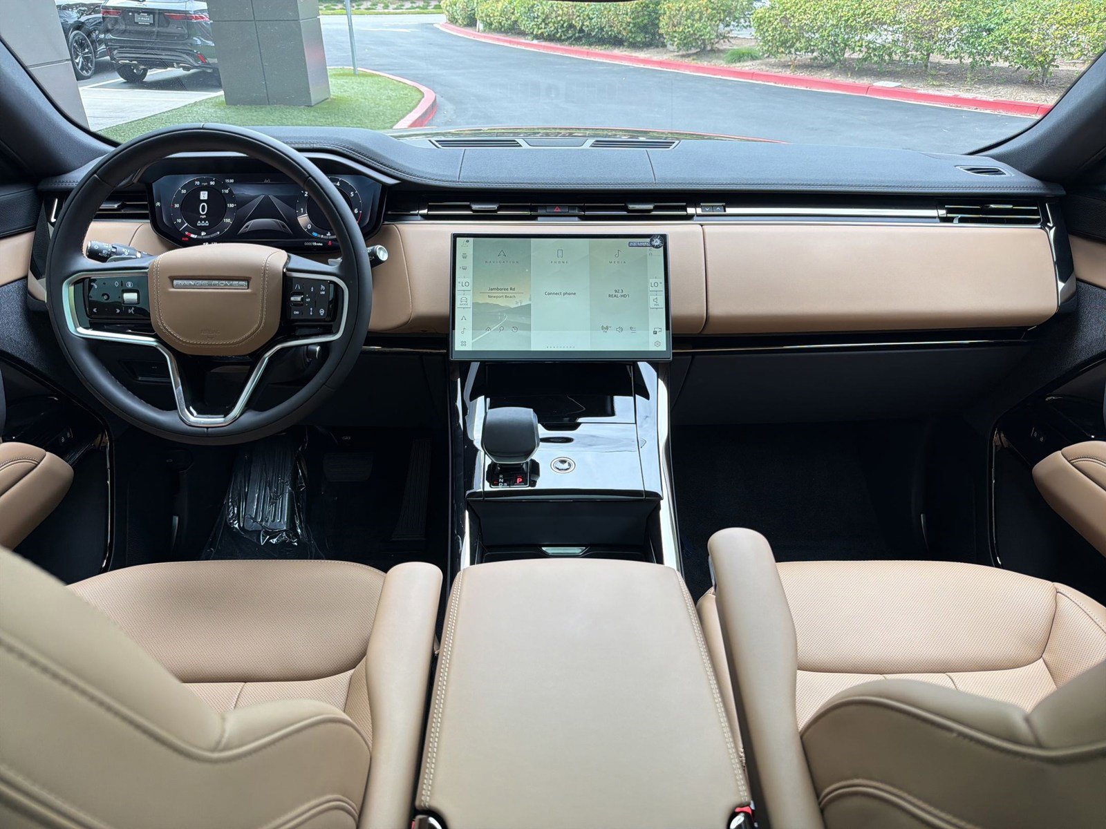 New 2026 Land Rover Range Rover Sport SE AWD/4WD image 16
