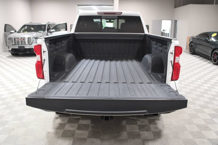 Used 2021 Chevrolet Silverado 1500 LT Trail Boss w/ Convenience Package II AWD/4WD image 12