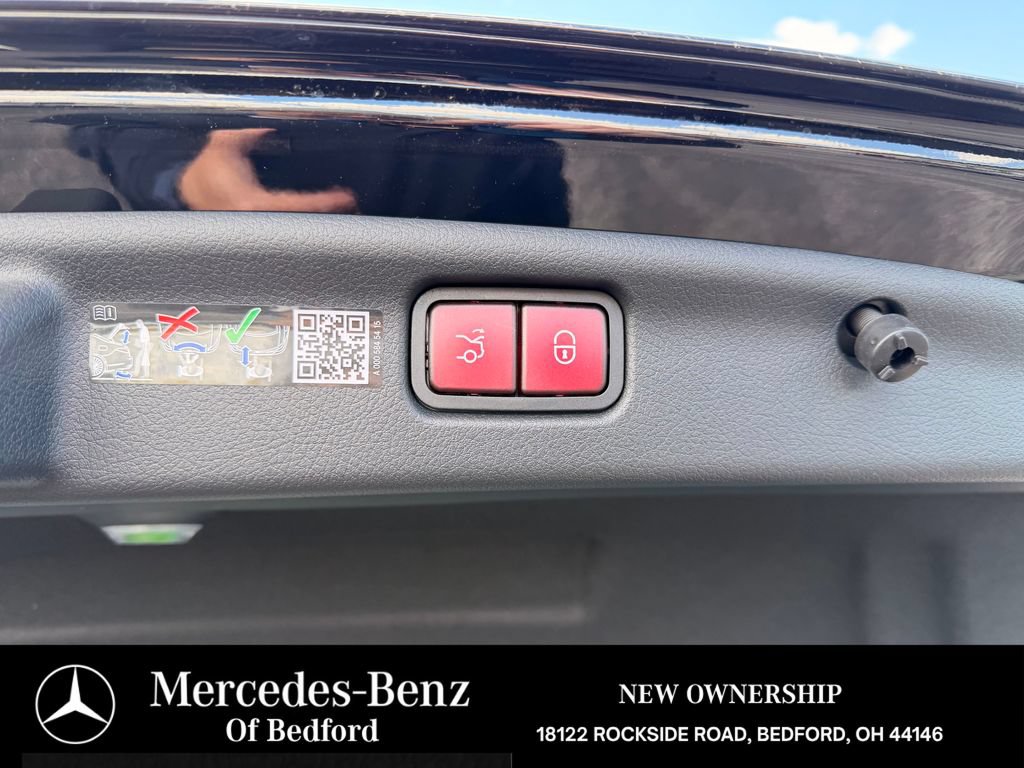New 2026 Mercedes-Benz C 300 4MATIC Sedan image 21