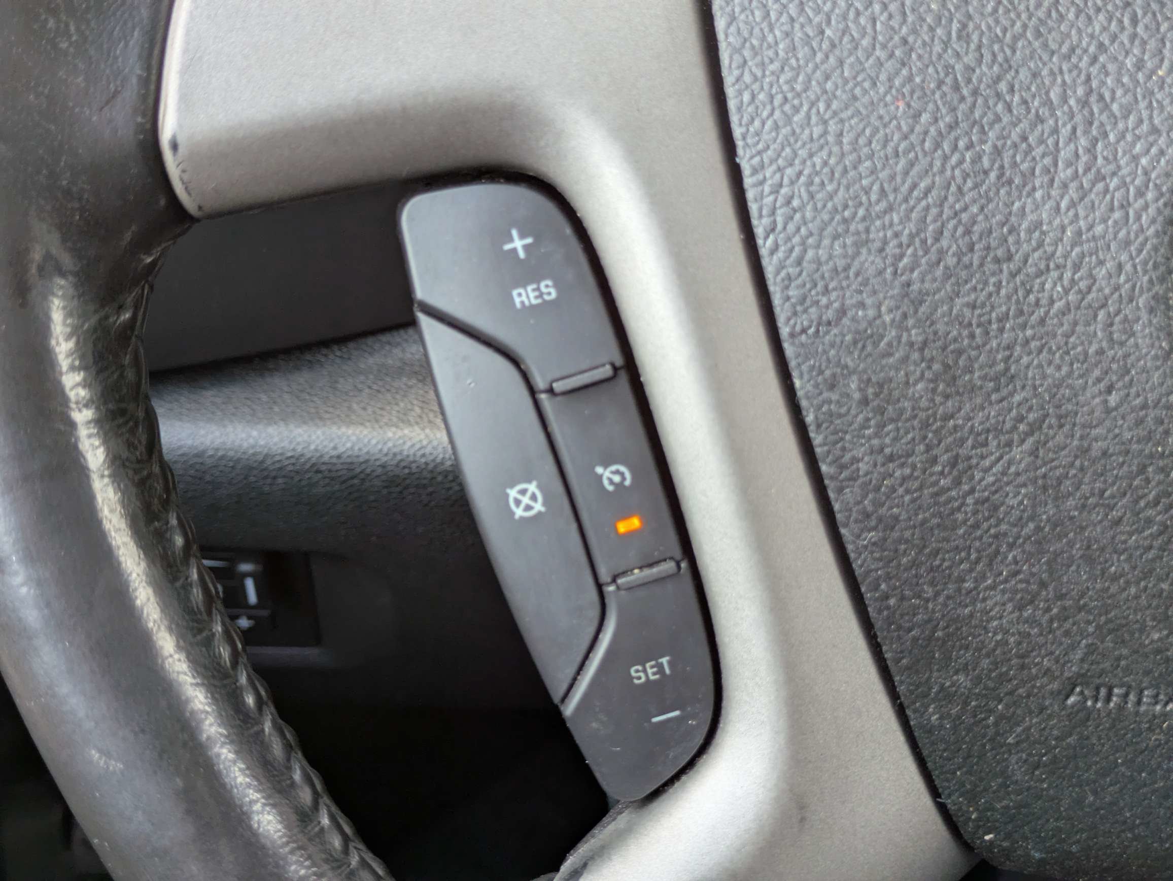 Used 2011 GMC Sierra 3500 SLE w/ SLE Preferred Package RWD image 12