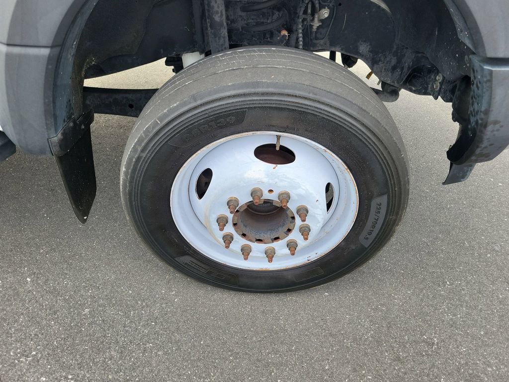 Used 2019 Ford F550 2WD Crew Cab Super Duty w/ Power Equipment Group image 6