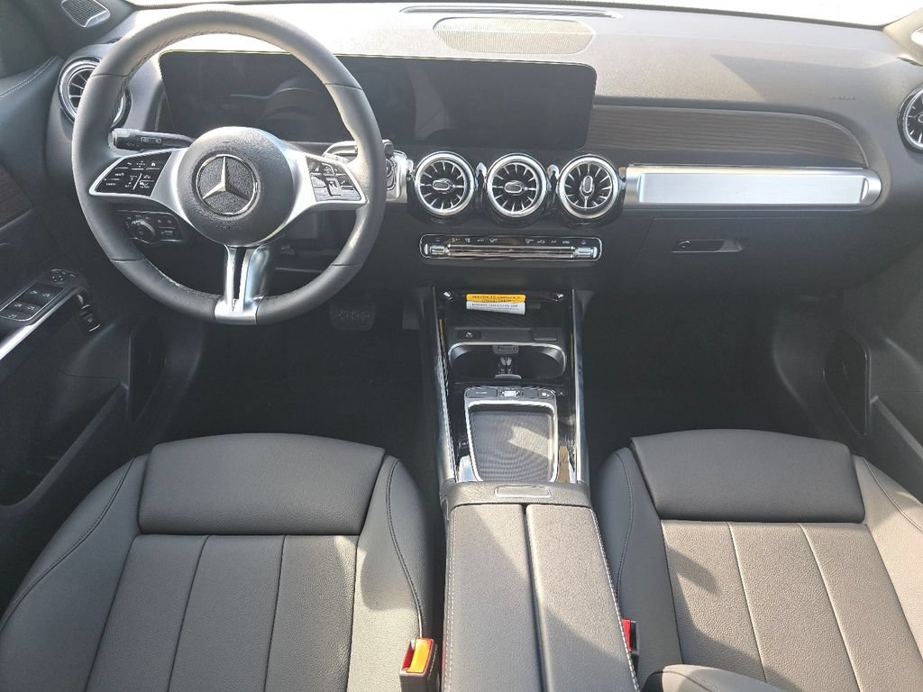 New 2026 Mercedes-Benz GLB 250 4MATIC image 21
