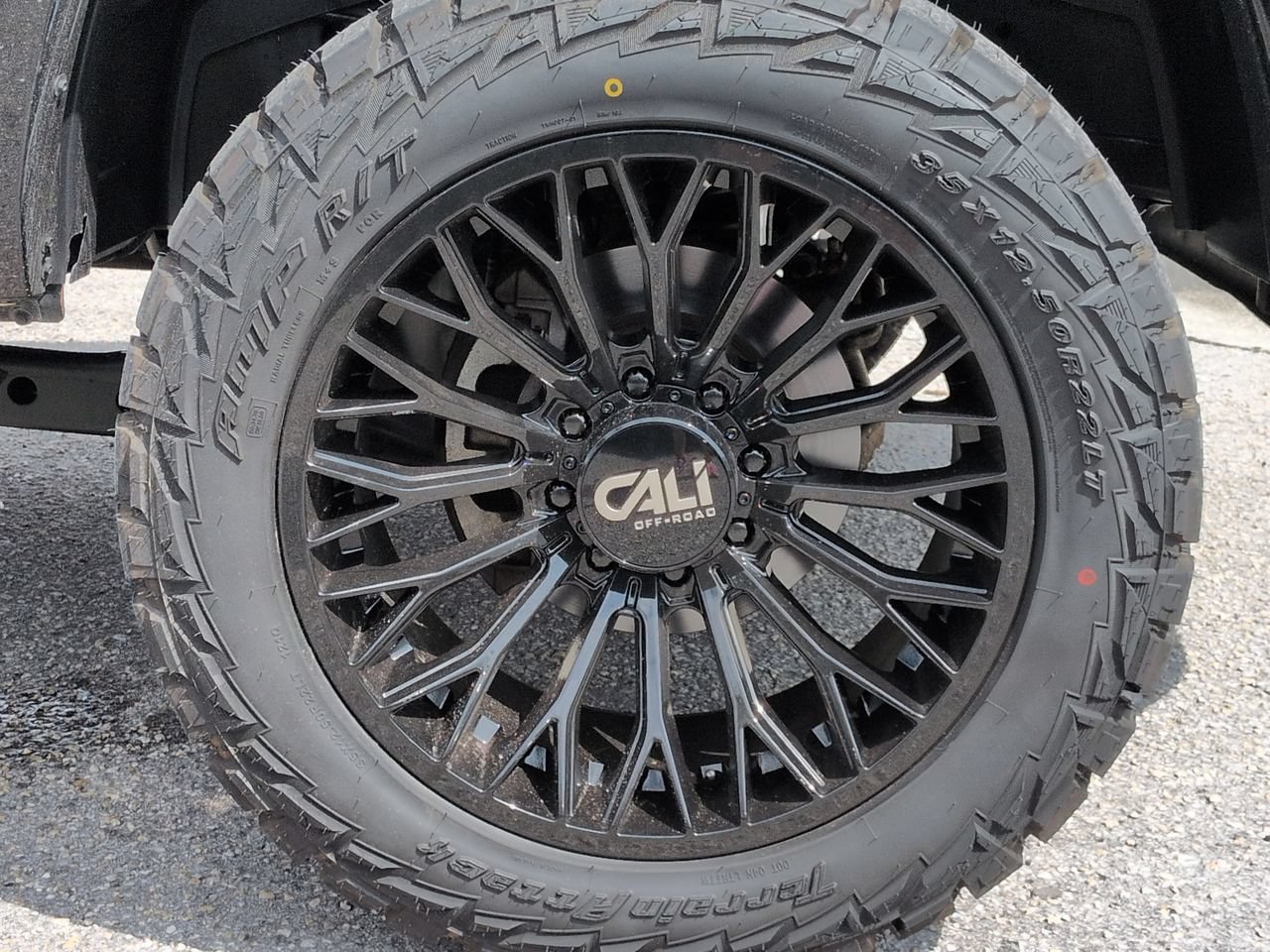 Used 2024 RAM 2500 Limited AWD/4WD image 11