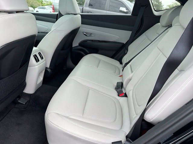 Used 2025 Hyundai Tucson Limited AWD/4WD image 14