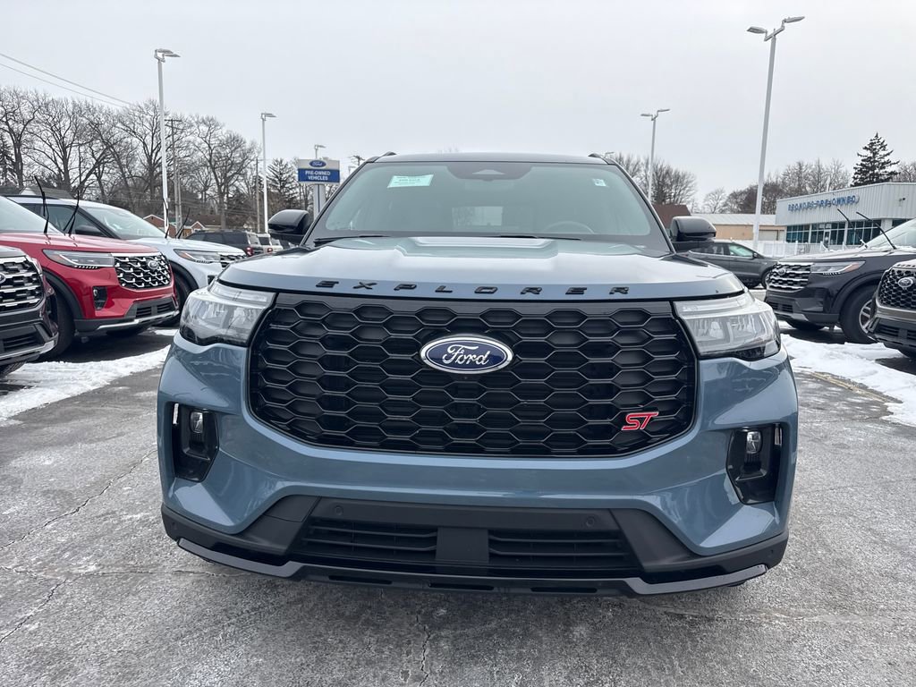 Used 2025 Ford Explorer ST w/ Sun And Sound Package image 3