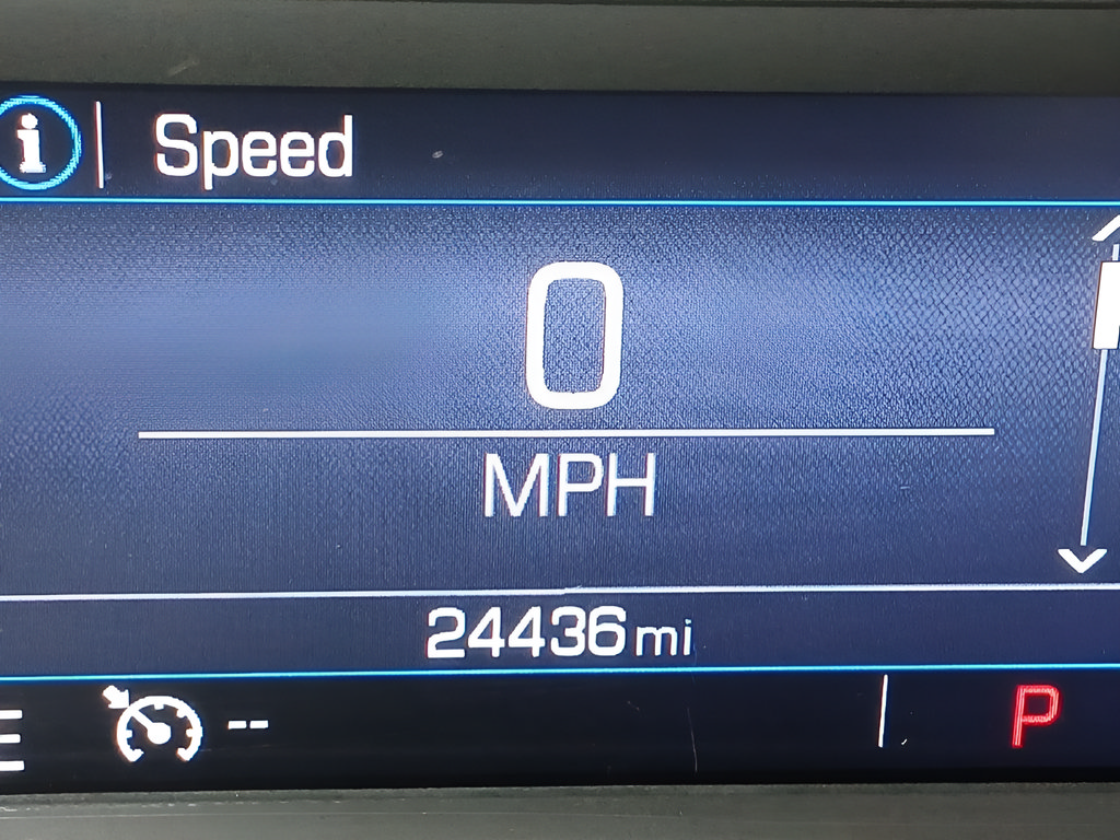 Used 2023 GMC Acadia SLE w/ Driver Convenience Package AWD/4WD image 24