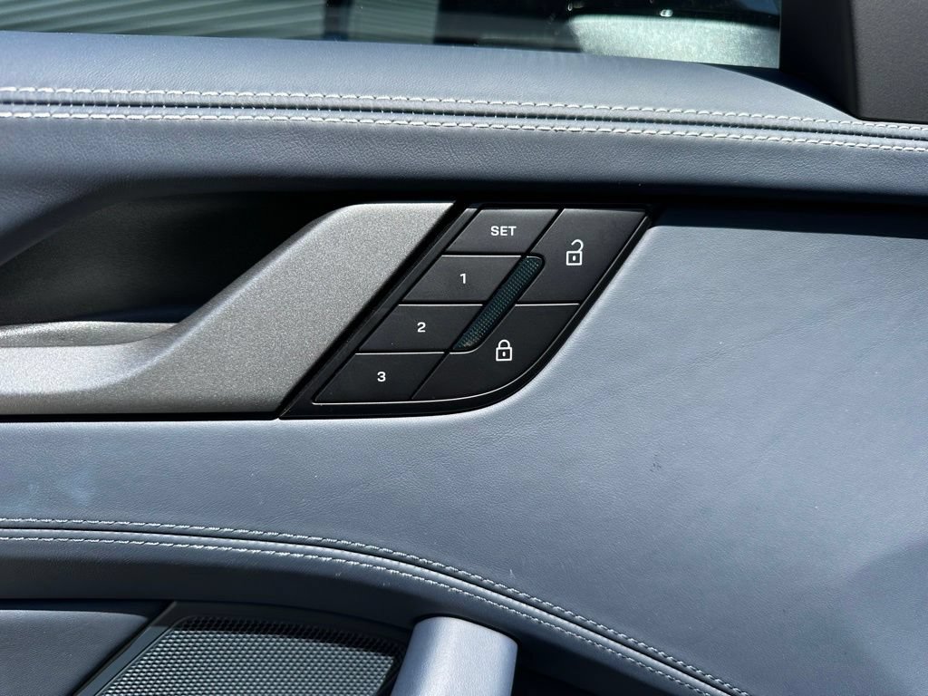 Used 2026 Porsche 911 Carrera S w/ Premium Package RWD image 21