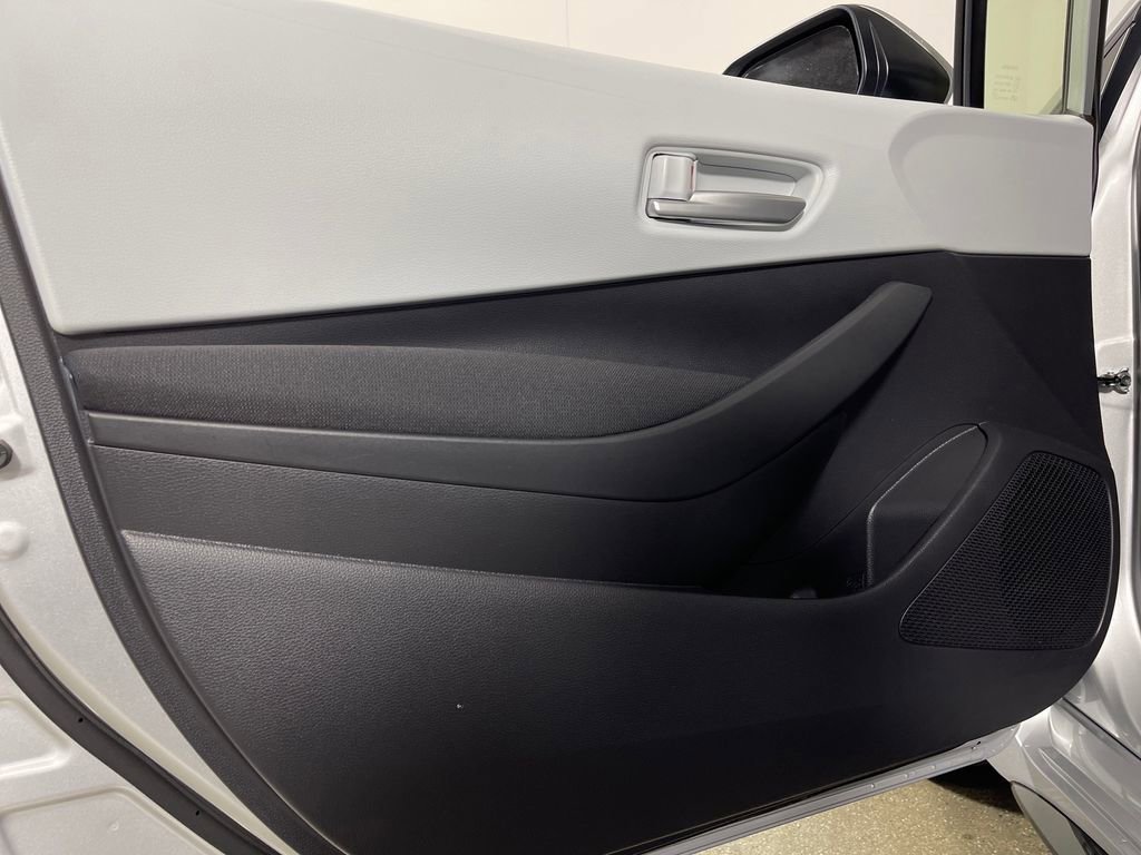 Certified 2026 Toyota Corolla SE w/ Carpet Mat Package (TMS) image 17
