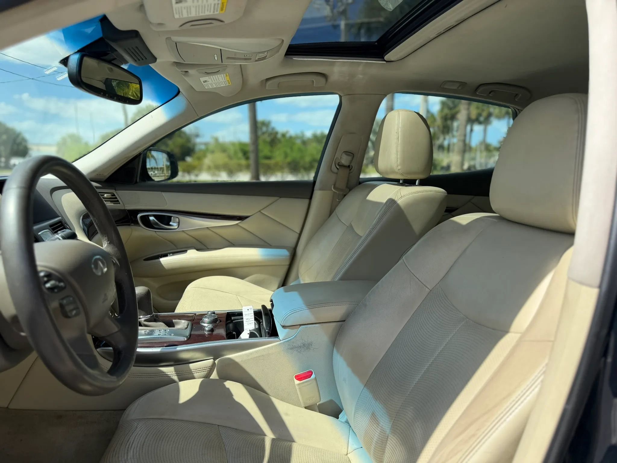 Used 2015 INFINITI Q70 3.7 AWD/4WD image 13