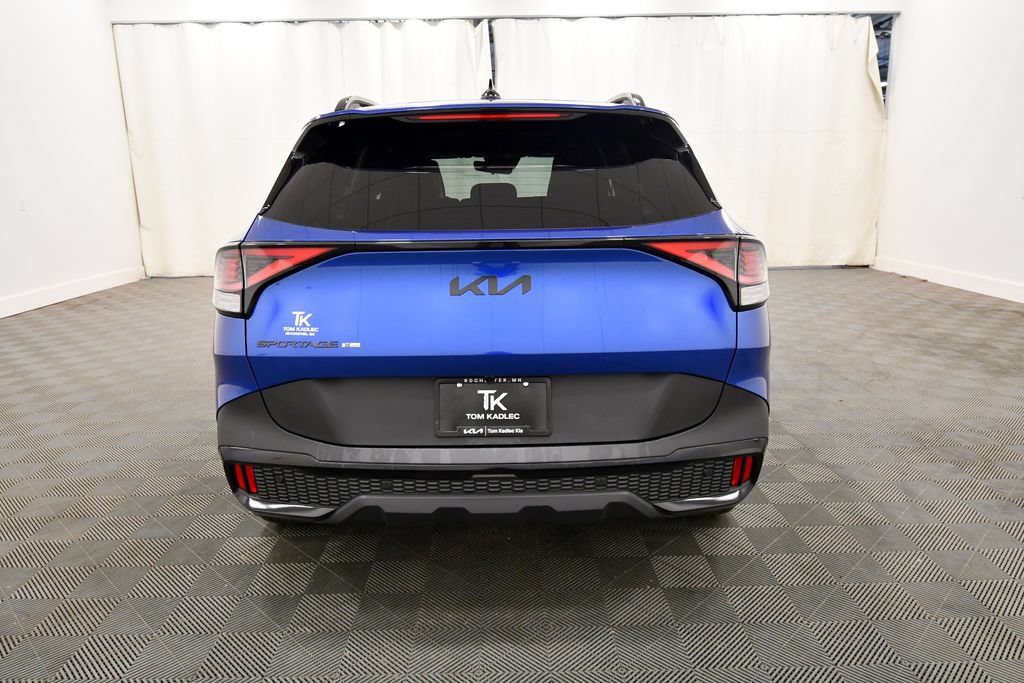 Certified 2025 Kia Sportage X-Pro AWD/4WD image 6
