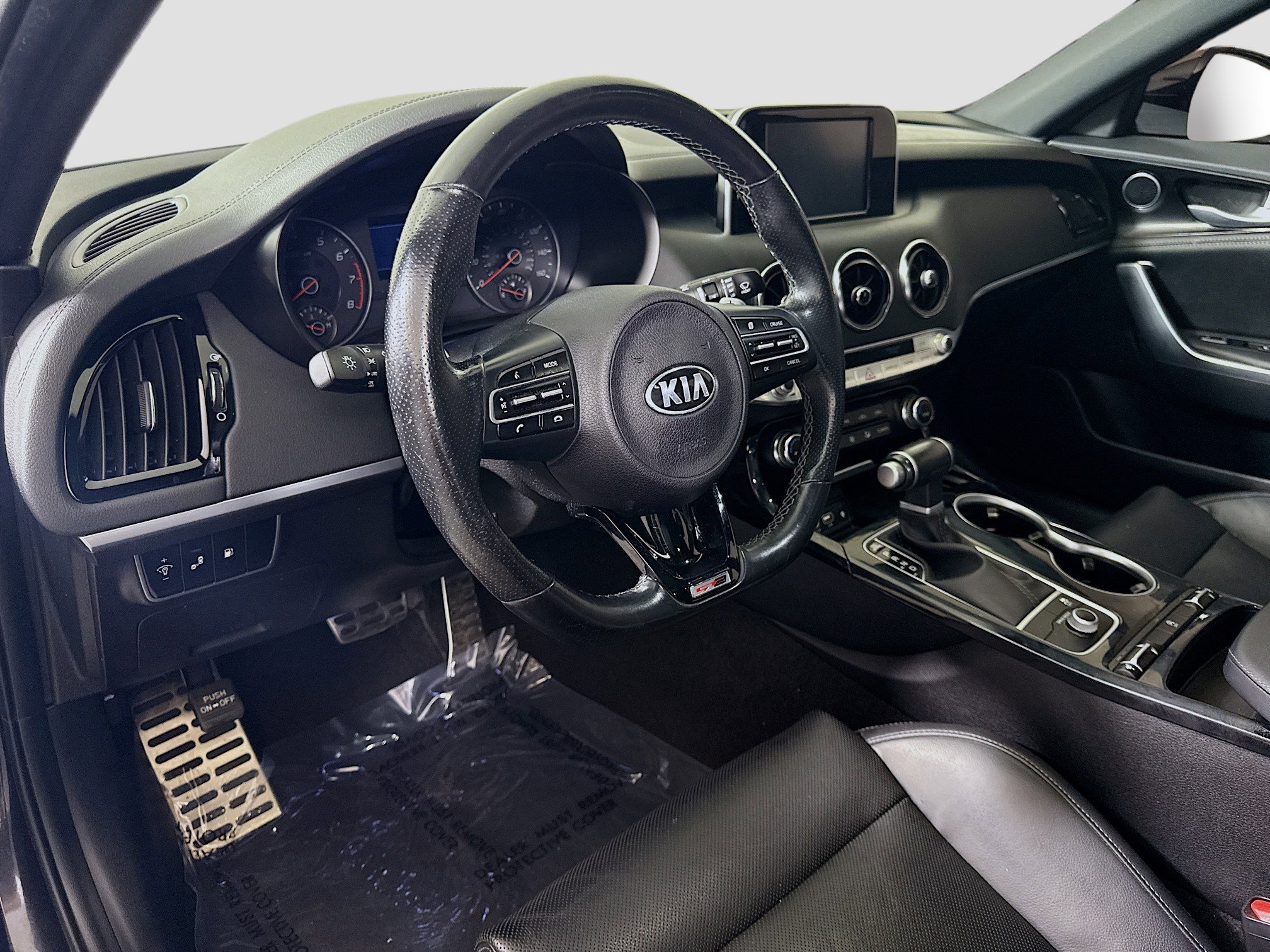 Used 2020 Kia Stinger GT-Line image 23