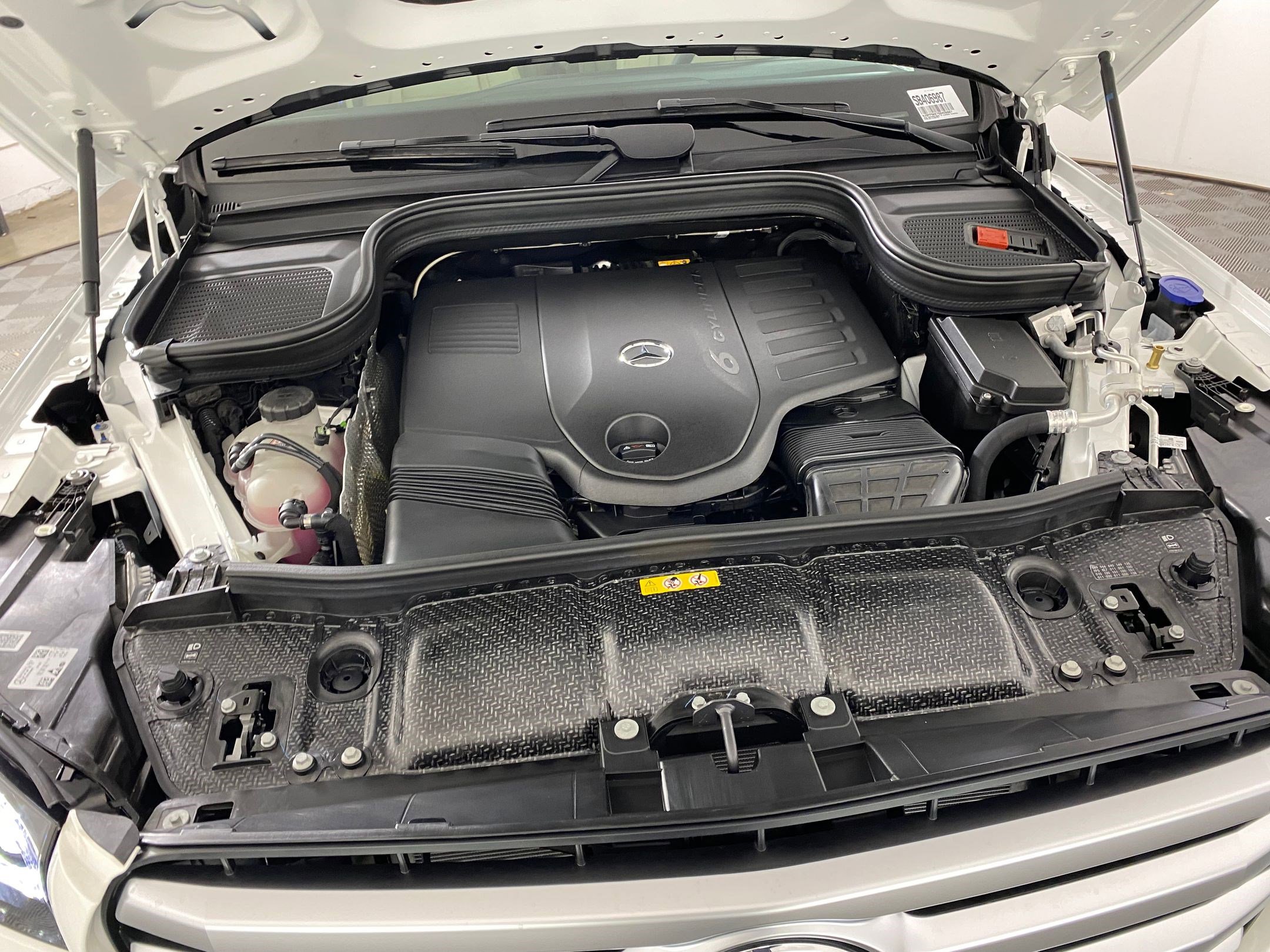 New 2025 Mercedes-Benz GLS 450 4MATIC image 32