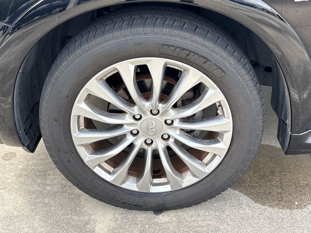 Used 2016 INFINITI QX80 2WD w/ Deluxe Technology Package image 12