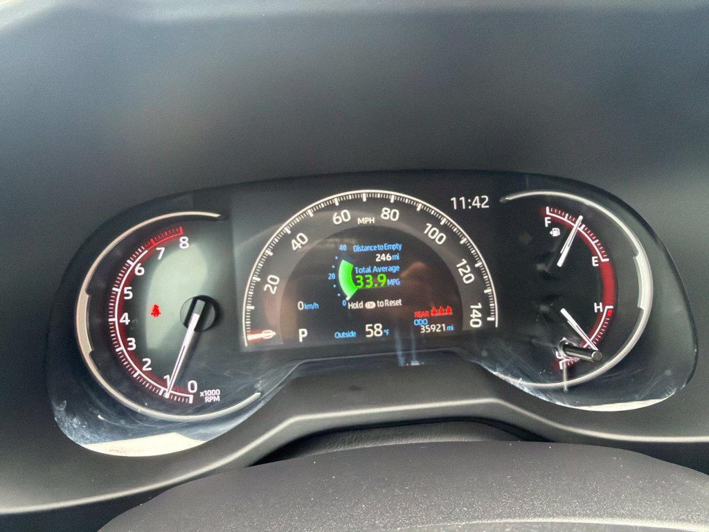 Used 2025 Toyota RAV4 LE AWD/4WD image 28