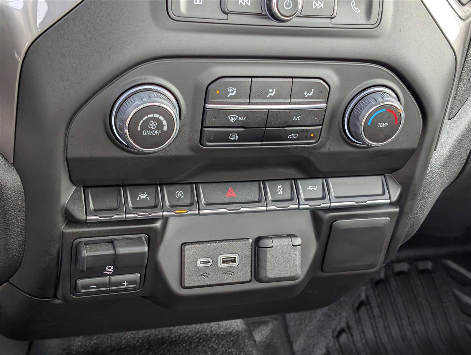 Used 2025 Chevrolet Silverado 1500 W/T w/ Trailering Package image 21