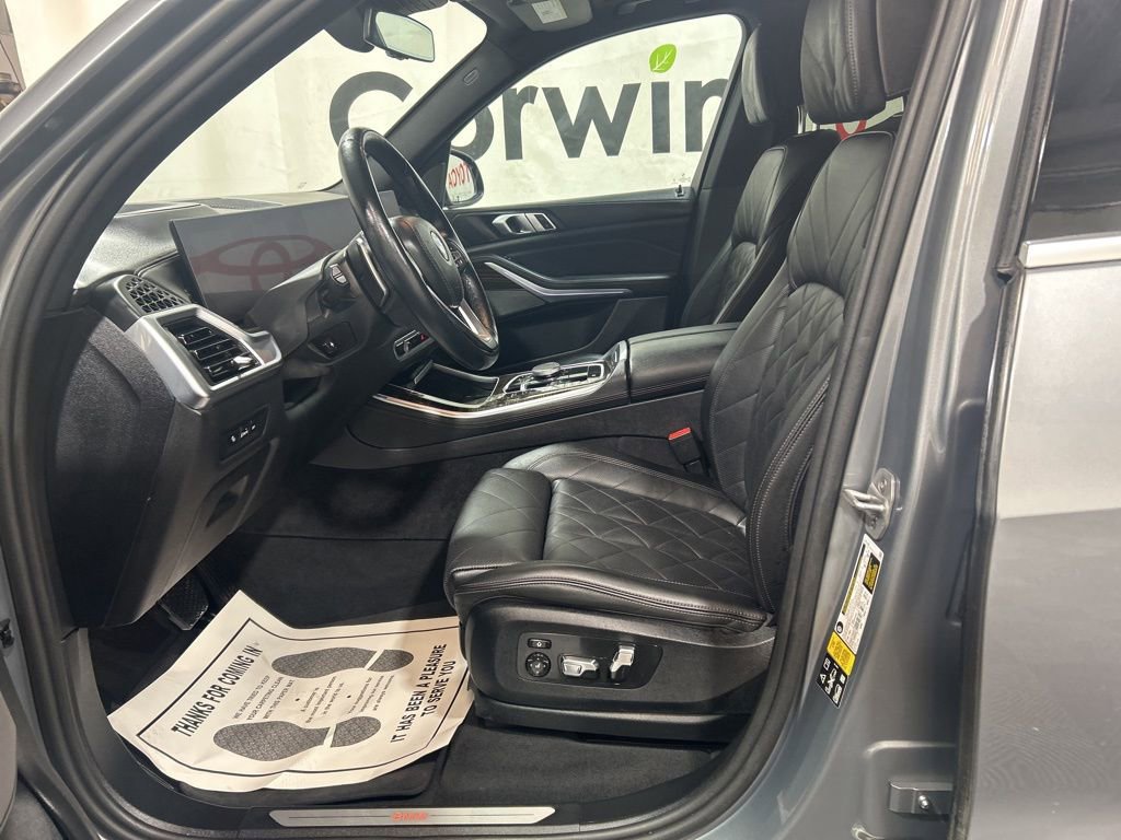 Used 2024 BMW X5 xDrive40i AWD/4WD image 21