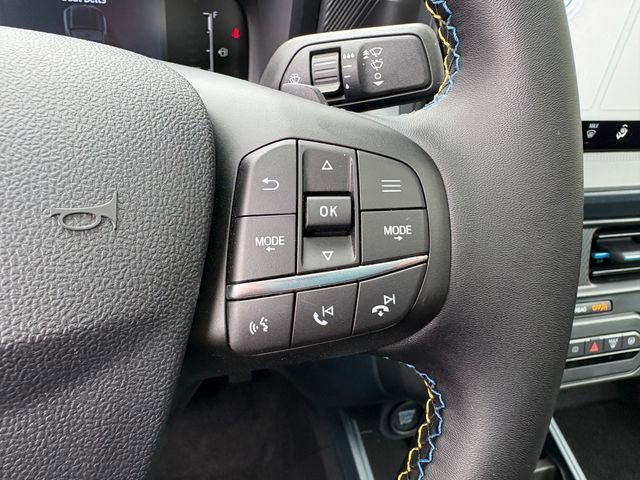 New 2025 Ford Maverick Lobo AWD/4WD image 16