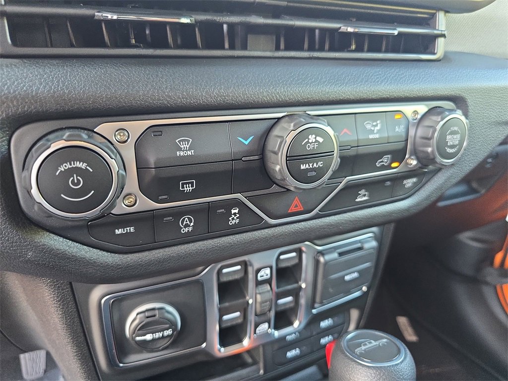 New 2025 Jeep Gladiator Sport image 21