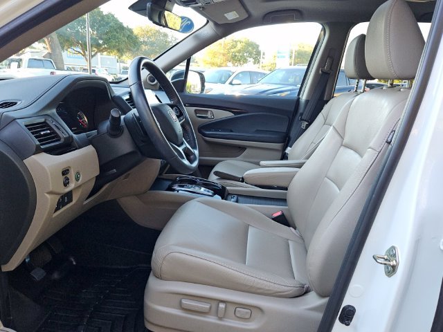Used 2020 Honda Pilot Touring image 10
