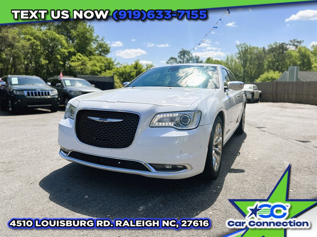 Used 2018 Chrysler 300 Limited w/ Safetytec Plus Group image 4