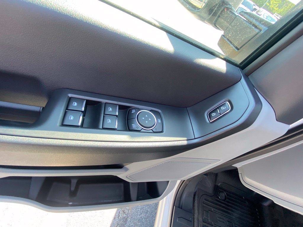 New 2026 Ford F350 XL w/ XL Chrome Package RWD image 11