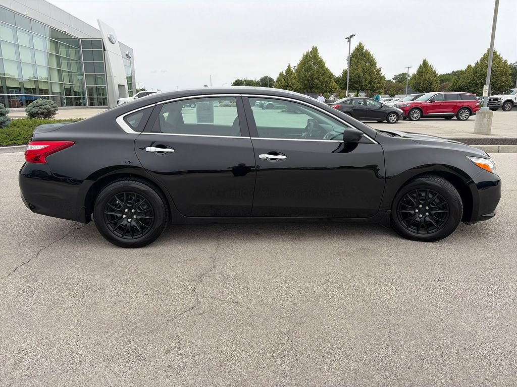 Used 2016 Nissan Altima 2.5 S w/ Power Driver Seat Package FWD image 8