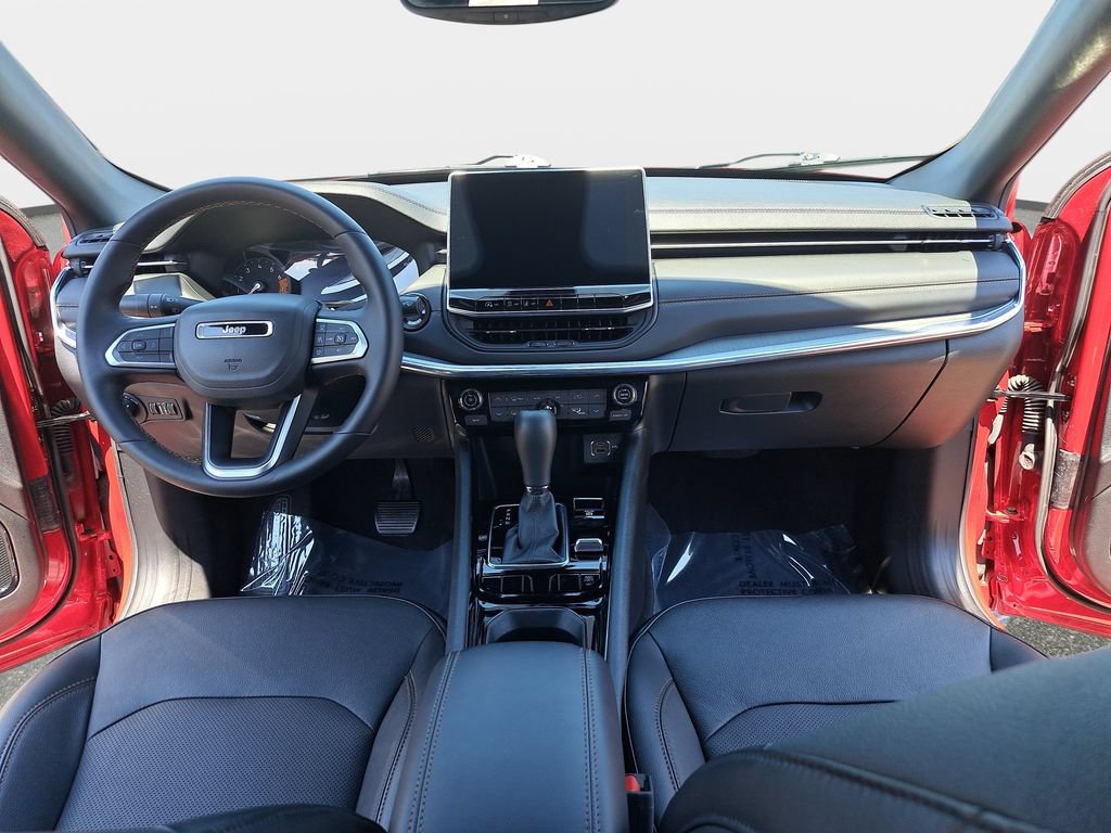 Certified 2022 Jeep Compass Limited AWD/4WD image 10