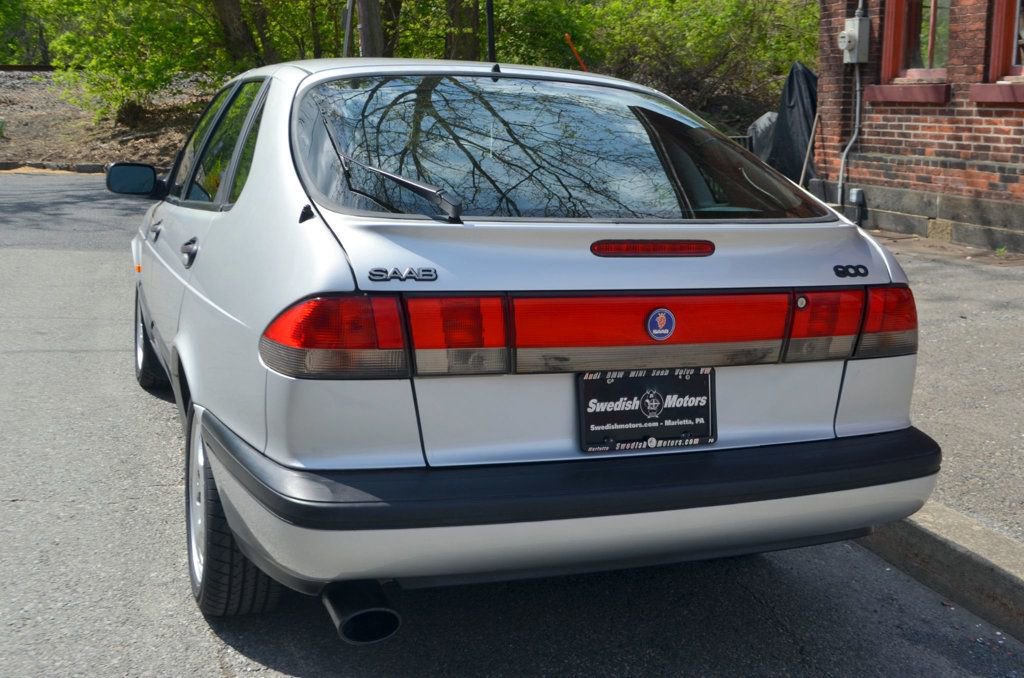 Used 1997 Saab 900 S FWD image 5